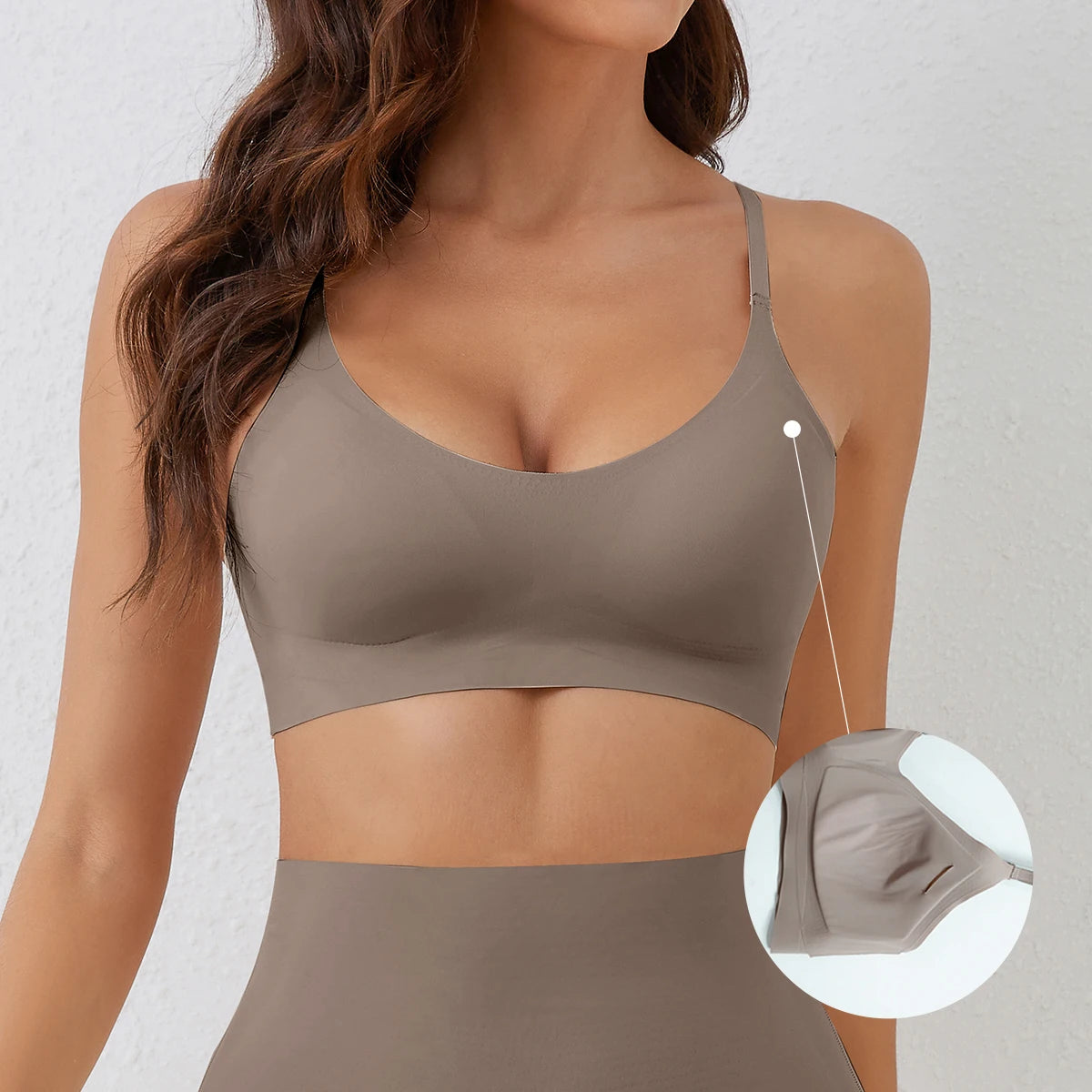 Seamless Underwear Bra Women - Soft Support in taupe with invisible fit and removable padding, ideal for everyday comfort and smooth layering.